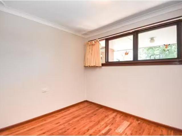 Just in! 2 Leura Road, Orange House for rent Listed by Belle.