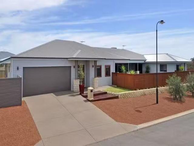 Charming 2 Pirring Way, Hannans, WA 6430