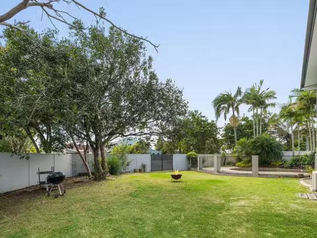Deal! 2 Plymouth Quay, Maroochydore, QLD 4558