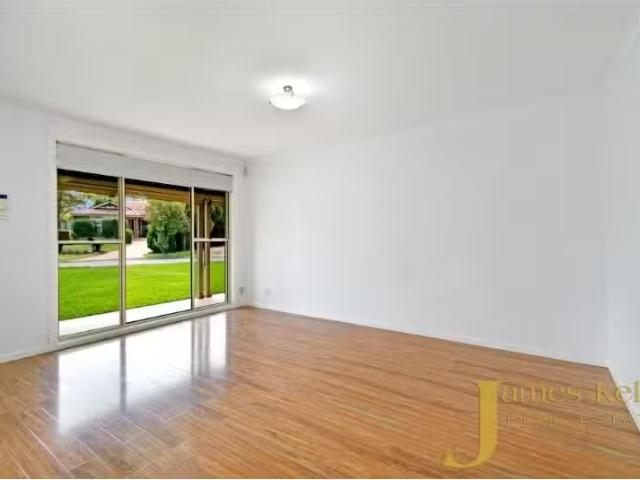 Rental! 2 Prairie Glen, Claremont Meadows House for rent List.