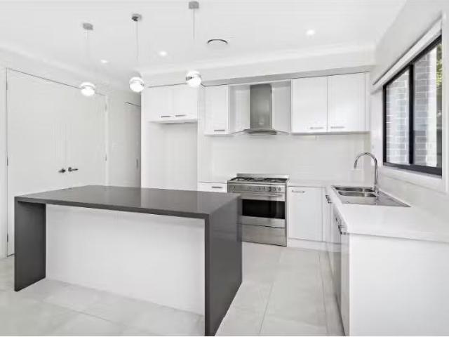 Unique 2A Weber Crescent, Towradgi Townhouse for rent Listed.