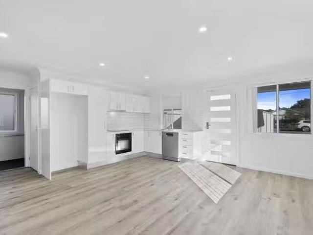 New 2A Laguna Parade, Berkeley Vale, NSW 2261