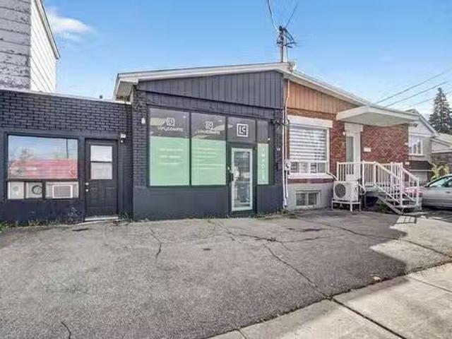 Deal! 2B Rue Grenon O. Laval Pont Viau, QC, H7N 2G6 commer.