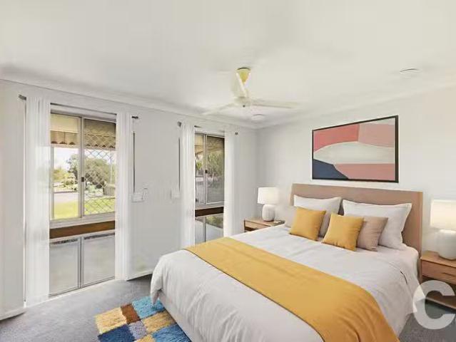 Unique 33 Corring Way, Parmelia, WA 6167