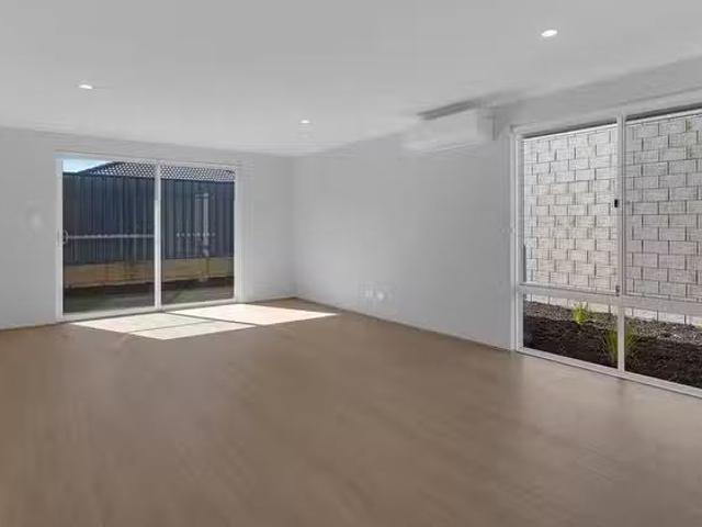 Charming 33 Edensor Vista, Baldivis, WA 6171