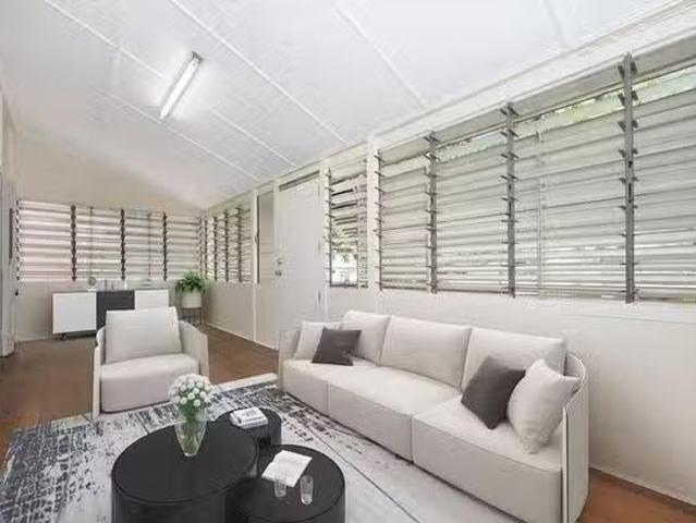 Rental! 33 Norris Street, Hermit Park, QLD 4812