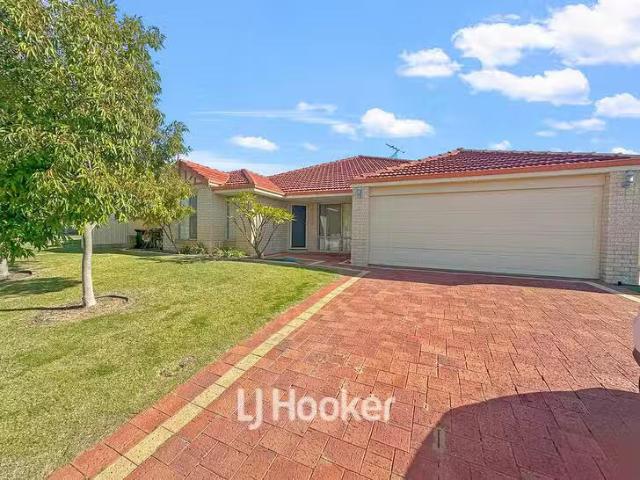 Cozy 33 Polwarth Circuit, Eaton, WA 6232