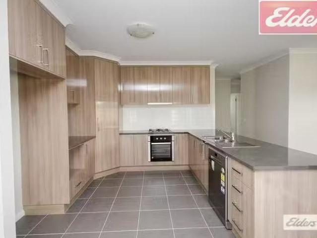 Deal! 33 Rod Laver Way, Baranduda, VIC 3691