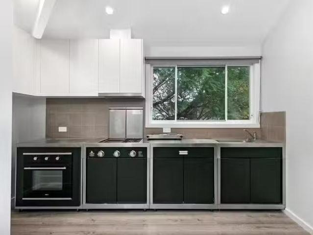 Unique 33C Old Pittwater Road, Brookvale, NSW 2100