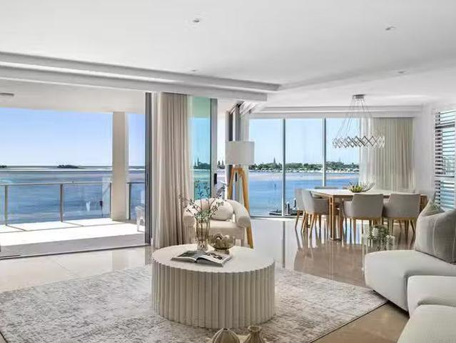 Cozy 302/42 Duporth Avenue, Maroochydore, QLD 4558