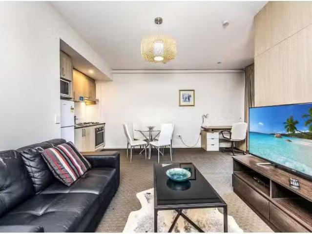 Unique 303/131 Beaumont Street, Hamilton Apartment for rent L.