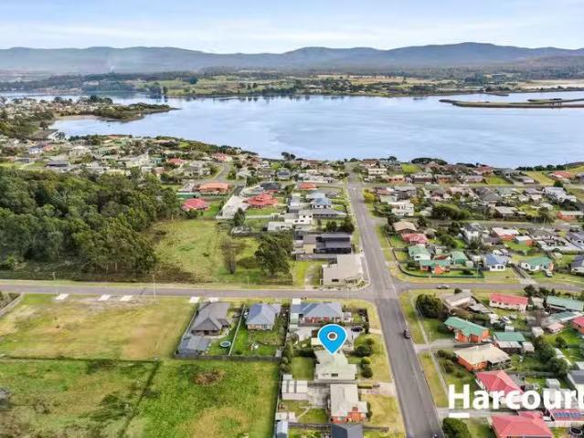 Cheap 30 Victoria Street, GEORGE TOWN, TAS 7253 House for Rent
