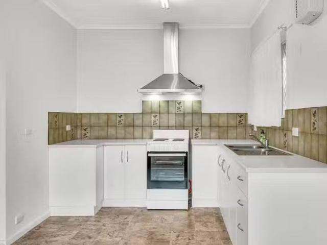 Cheap 30 Kent Avenue, Brahma Lodge, SA 5109