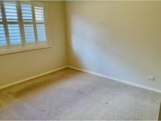 Unique 30C Kooronga Avenue, Orange House for rent Listed by J.
