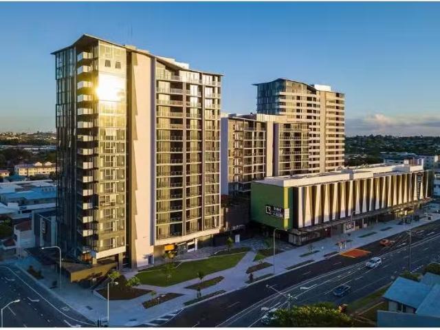 New 31006 300 Old Cleveland Road, COORPAROO Apartment for rent.