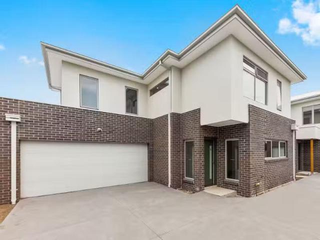 Rental! 3/11 Lodden Street, Sunshine North VIC 3020