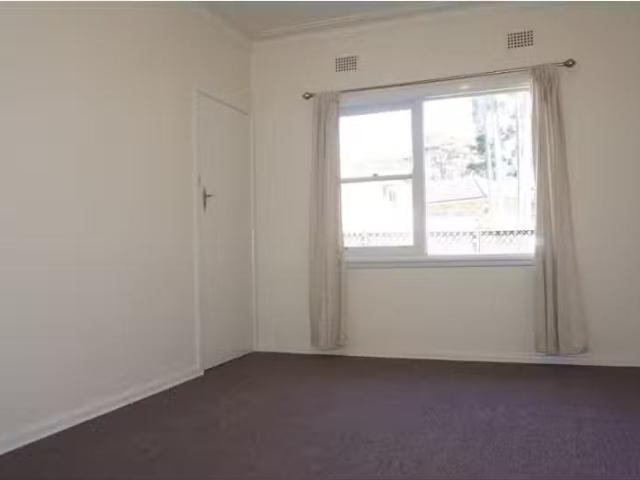 Unique 3/12 Church Street, Balgownie Apartment for rent Liste.