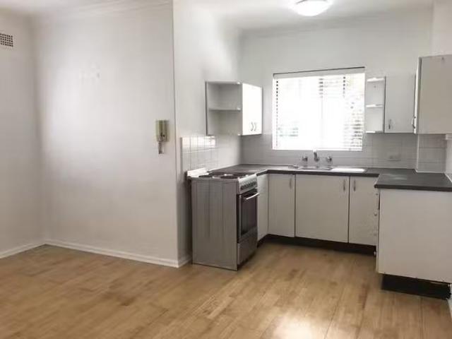 New 3/13 Kingsland Road South, Bexley, NSW 2207