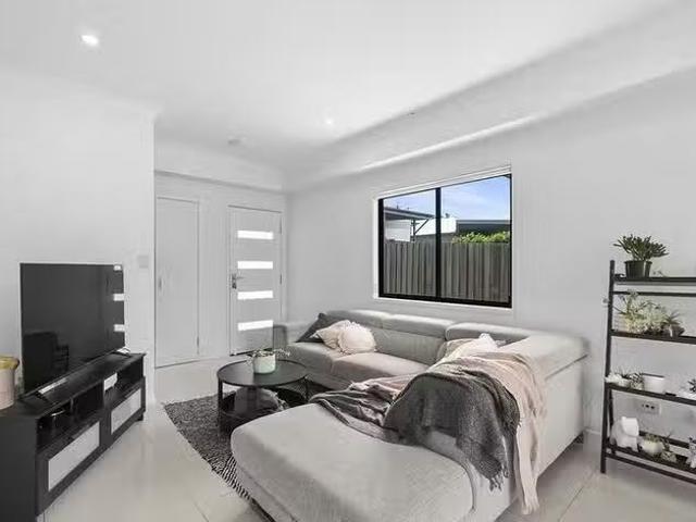 Unique 3/14 Goodwin Terrace, Moorooka, QLD 4105