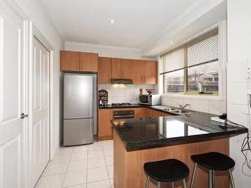 Cheap 3/15 Greenhills Road, Bundoora, VIC 3083