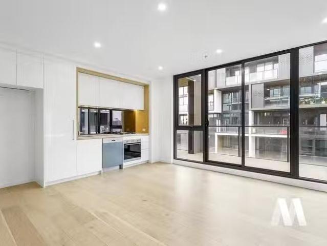 Cozy 317/93 Furlong Road, Cairnlea, VIC 3023