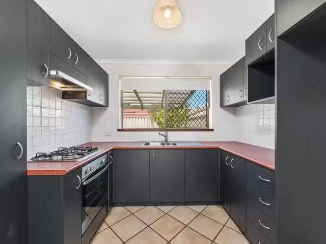 Just in! 3/17 Coolidge Street, Como, WA 6152