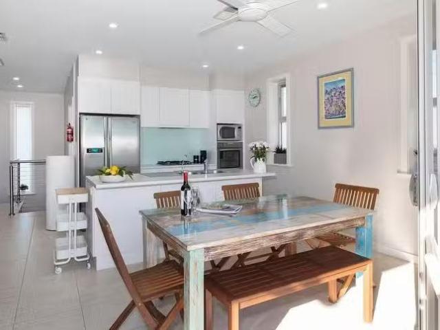 Unique 317A Esplanade, Moana, SA 5169