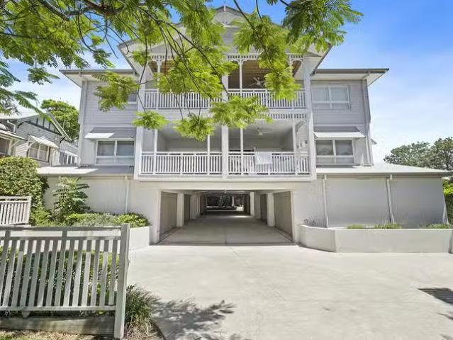 Charming 3/19 Stamford Street, Yeerongpilly, QLD 4105