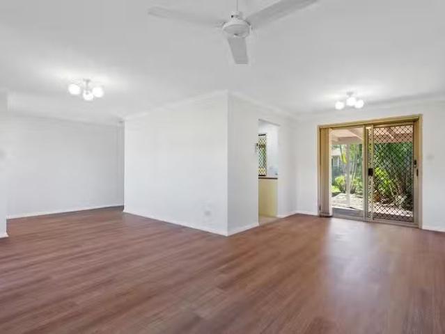 Cozy 31 comeala Street, Battery Hill, QLD 4551