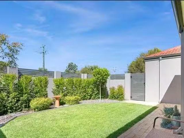 Deal! 31 Dorset Street, West Busselton, WA 6280
