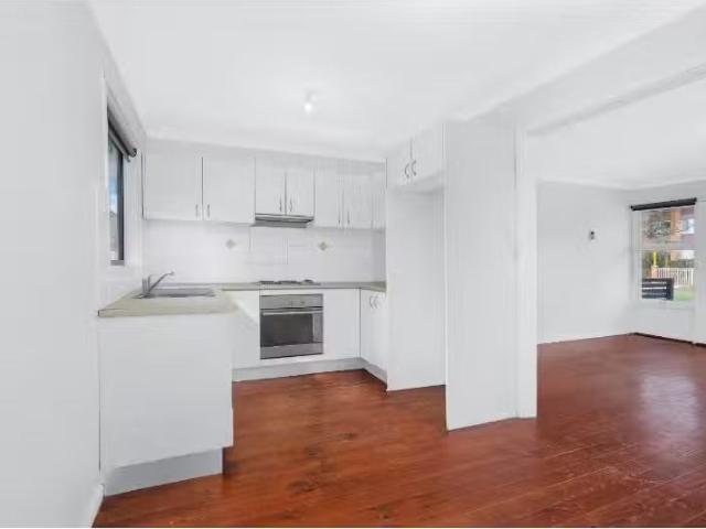 Cozy 31 Halinda Street, WHALAN House for rent Listed by Alan.
