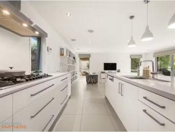 Deal! 31 Horrocks Street, Torrens House for rent Listed by Al.