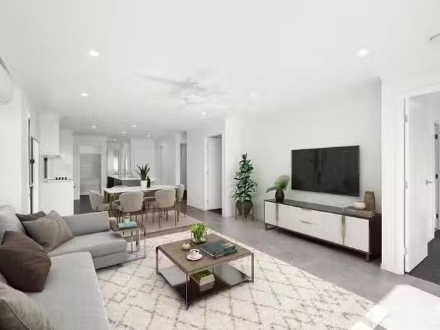 Rental! 31 Miller Boulevard, Lawnton, QLD 4501