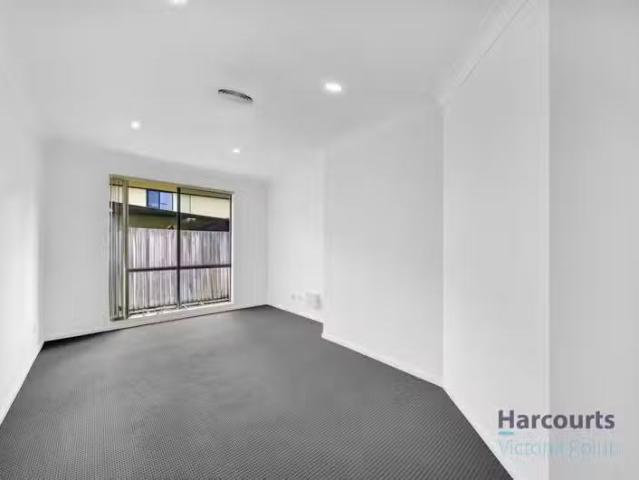 Deal! 31 Moreton View Crescent, THORNLANDS, QLD 4164 House f.