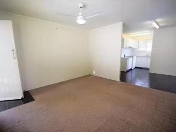 Cheap 3/1A Chermside Road, Eastern Heights, QLD 4305