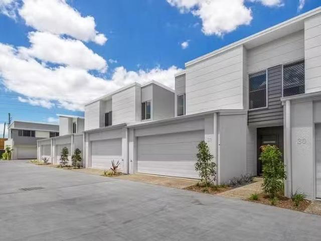 For Rent! 32/1 Wattle Street, Cannon Hill, QLD 4170