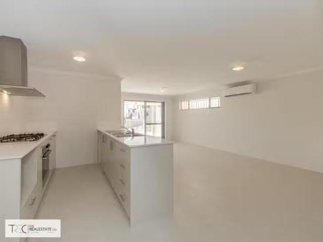 For Rent! 3/23 Australis Circle, Wannanup, WA 6210