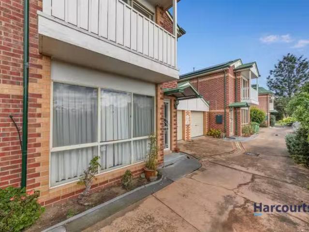 Deal! 3/27 Warrs Road, MARIBYRNONG, VIC 3032 House for Rent