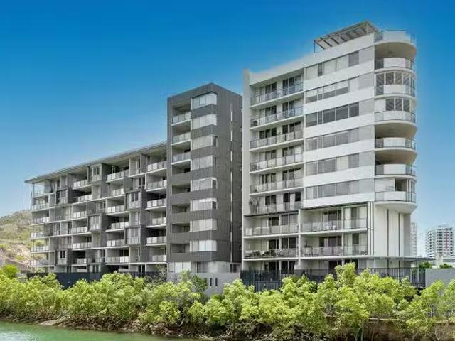 Just in! 32/8 32 Stanley Street, Townsville City, QLD 4810