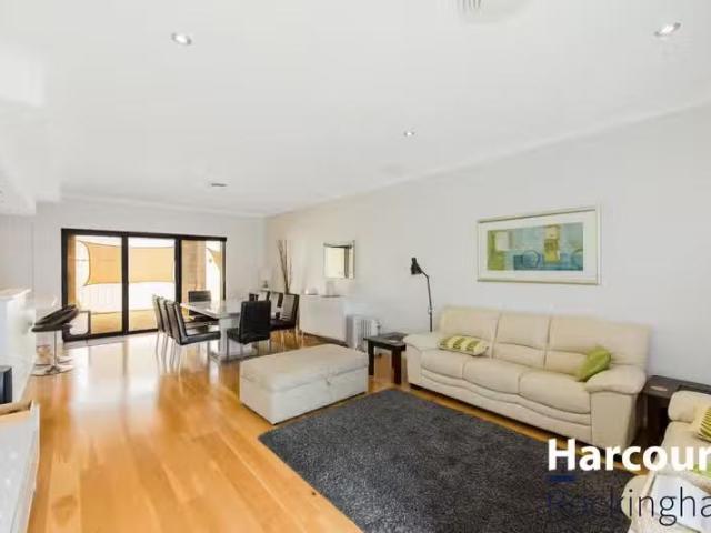 Rental! 3/29 Seaforth Road, SHOALWATER, WA 6169 Villa for Rent