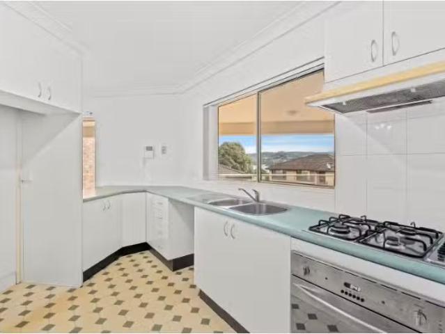 Deal! 3/2 4 Mulkarra Avenue, Gosford Apartment for rent Liste.