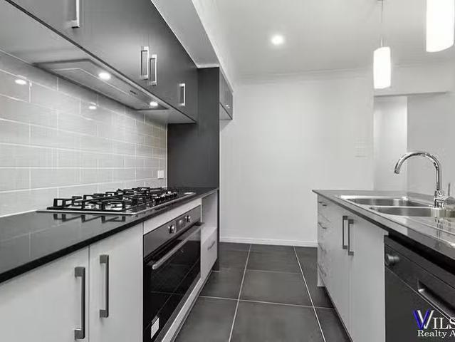 Deal! 32 Mulgara Street, Deebing Heights, QLD 4306