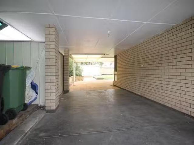 Just in! 32 Stevenage Street, Huntingdale, WA 6110