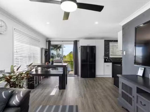 Unique 3/34 Station Street, Tugun Apartment for rent Listed b.