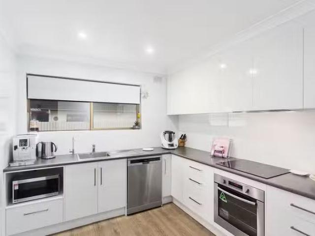 Deal! 3/36 Clark Avenue, Glandore SA 5037