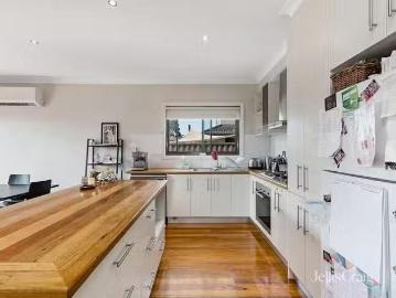 Unique 37A Truman Street, South Kingsville, VIC 3015
