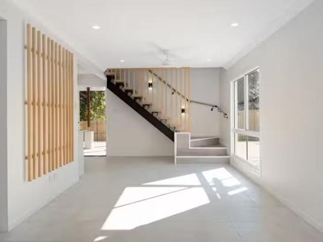 Just in! 340a Scenic Highway, ROSSLYN, QLD 4703 House for Rent