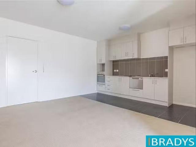 Rental! 34/162 Flemington Road, Harrison, ACT 2914