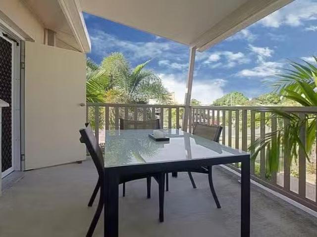 Nice 3/42 Cook Street, North Ward, QLD 4810