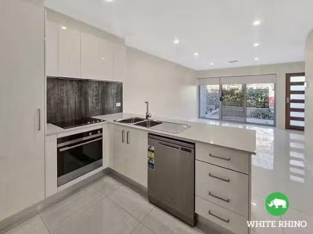 Rental! 3/49 Moore Street, Turner, ACT 2612